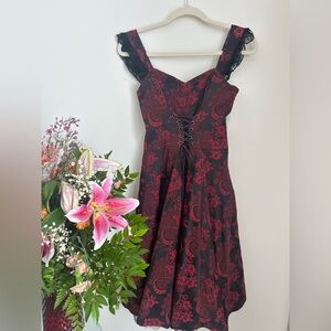 Elegant Black and Red Lace-Up Dress